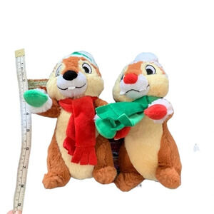 Disneyland Park Chip 'n Dale holiday plush set